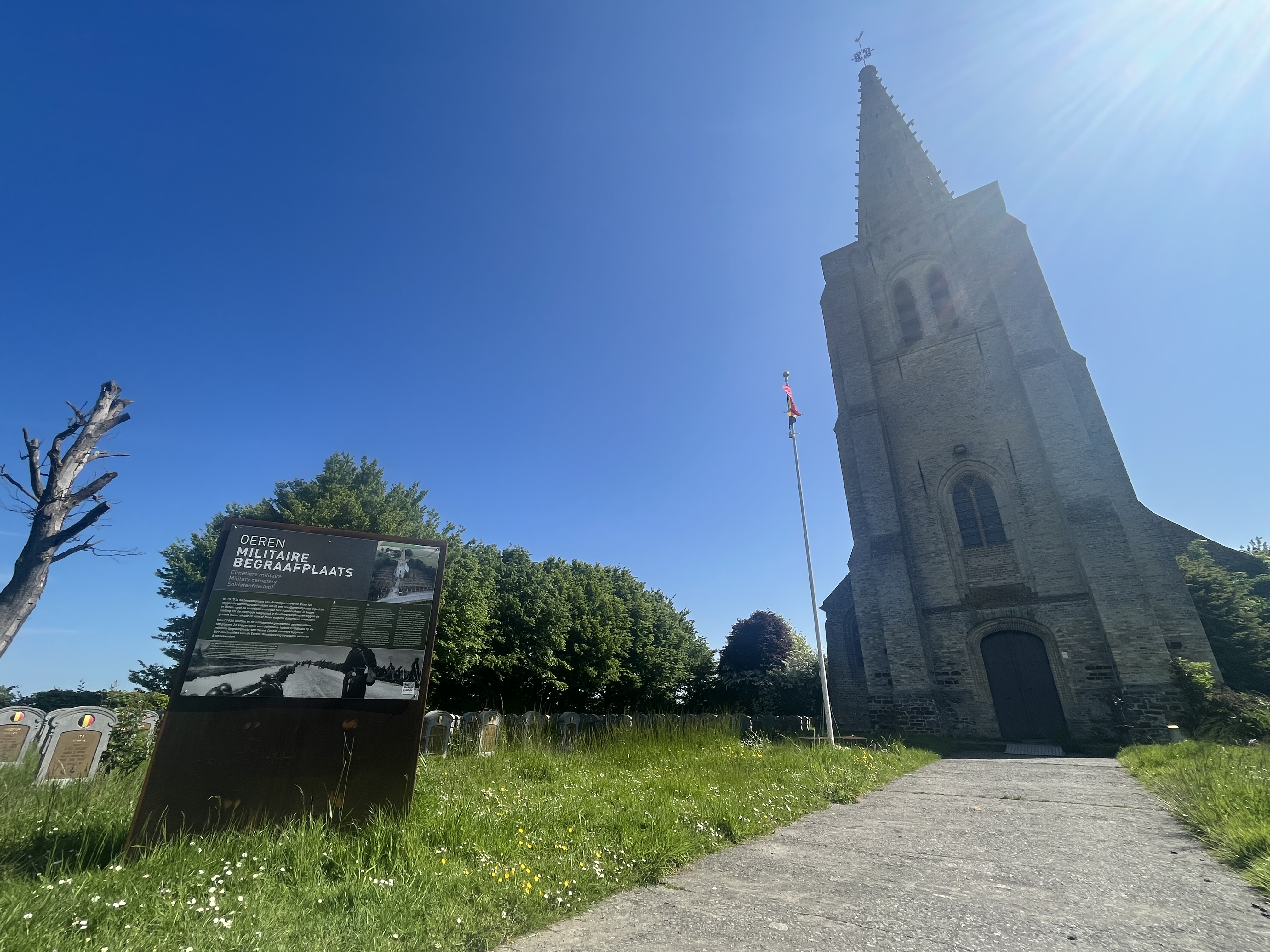 Oeren militaire begraafplaats